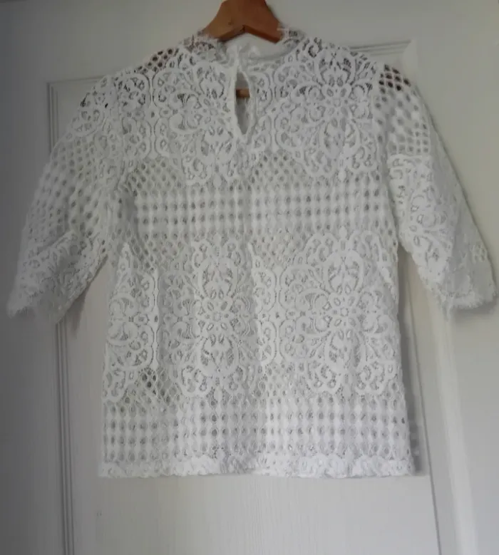 Haut blouse dentelle zara taille M - photo numéro 2
