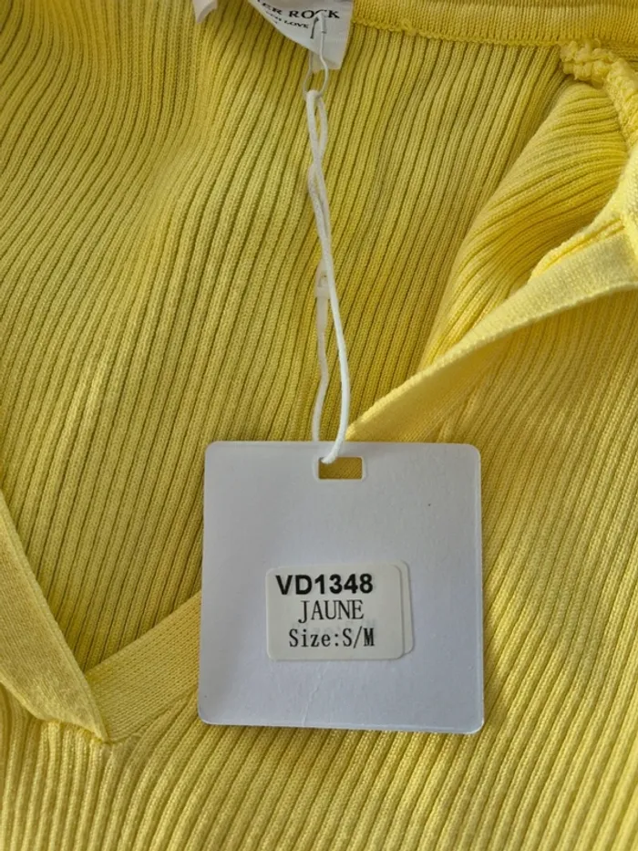 Top Court Col V Manches Courtes Jaune Femme Taille S/M - photo numéro 3