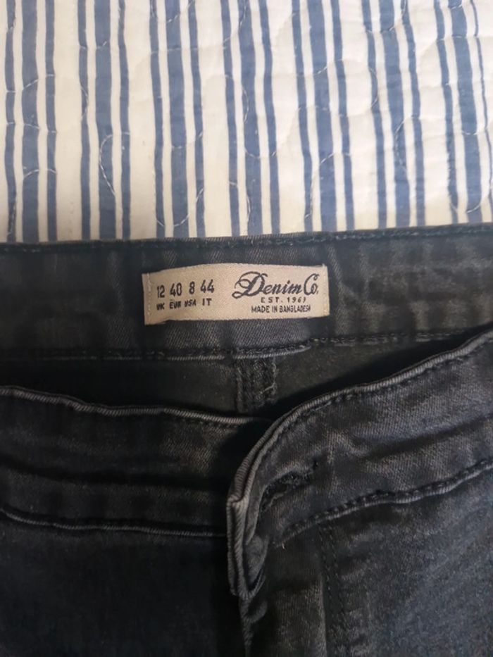 Pantalon noir - photo numéro 3