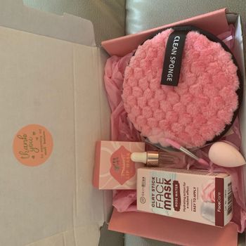 Boxing faux cil de ma propre marque , et coffret skinker