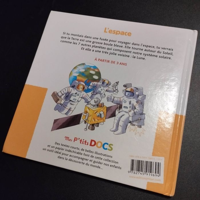 Livre enfant mes p'tits docs L'espace - photo numéro 2