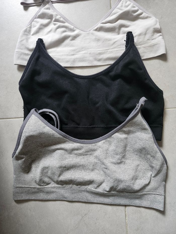 Lot 4 brassières taille S - photo numéro 3