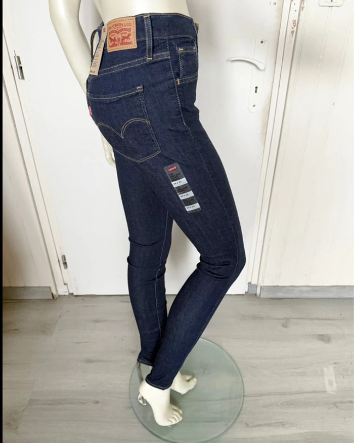 Jean Levi’s 720 Super Skinny – Taille 26/32 – Bleu brut – Neuf avec étiquette - photo numéro 11