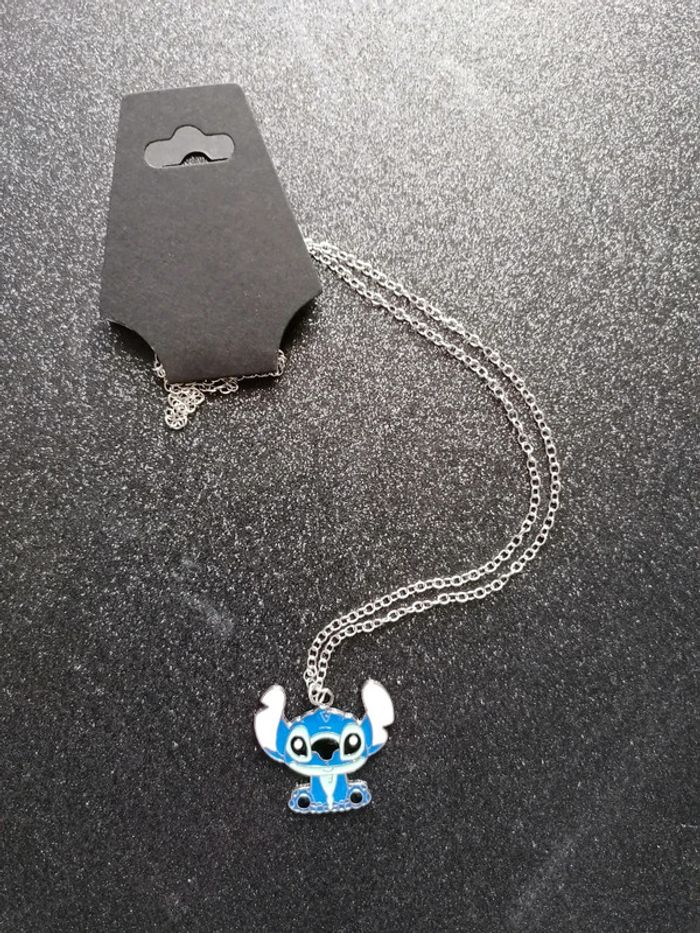 Collier Stich