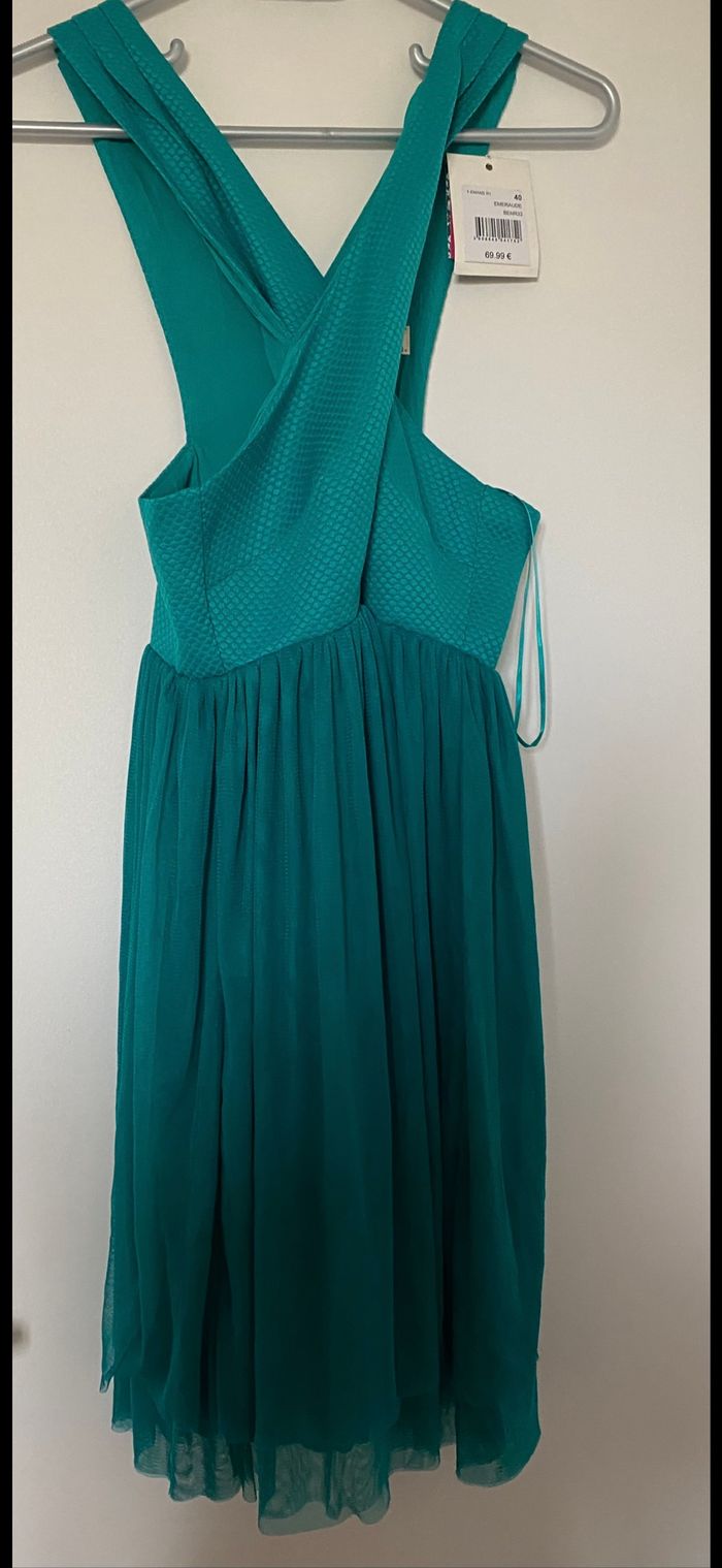 Robe cocktail vert émeraude neuve