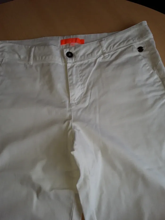 Jeans fin cache-cache taille 42 - photo numéro 2