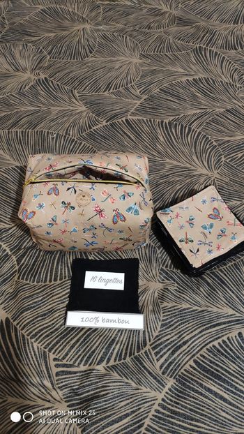 16 lingettes lavables et sa trousse de toilette moltonné