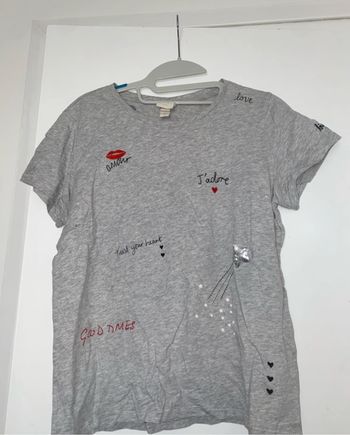 Tee shirt