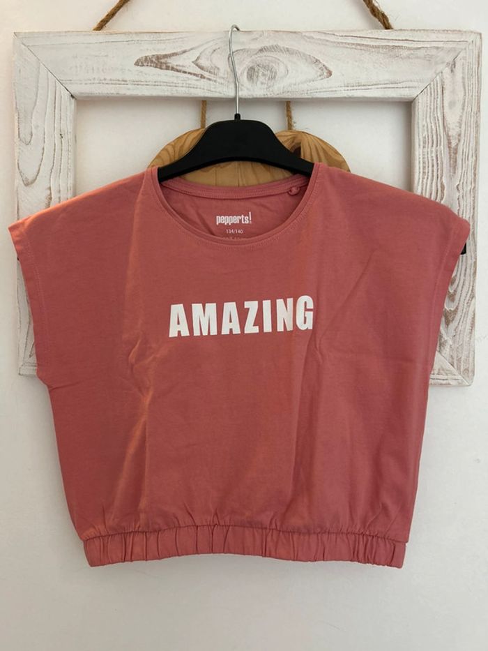 T-shirt neuf fille 8/10 ans