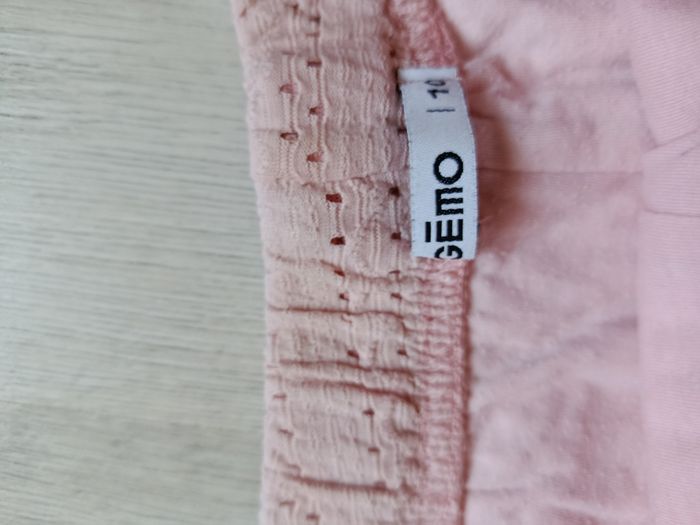 Short marque Gémo taille 10 ans - photo numéro 3