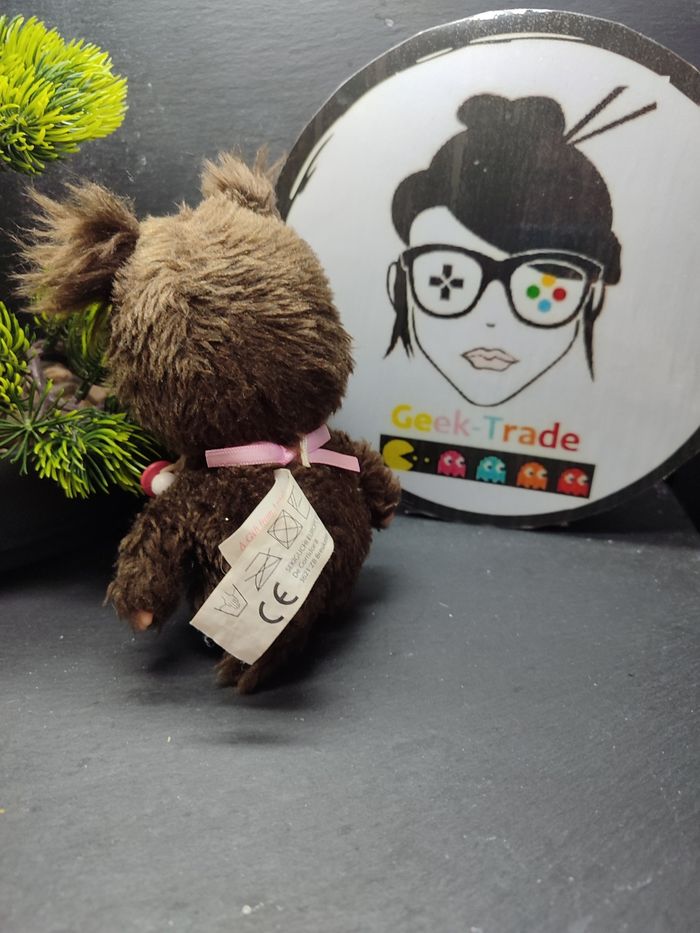 Petite Peluche Singe Kiki fille Bebichhichi Monchhichi sekiguchi Bavoir Rose - photo numéro 2