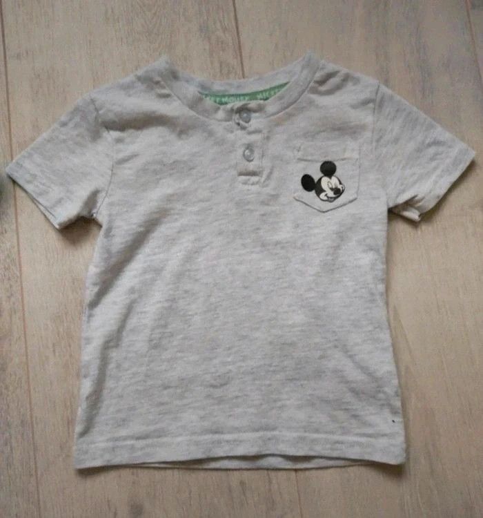 Lot de 3 tee shirts Mickey 6 mois neufs - photo numéro 5