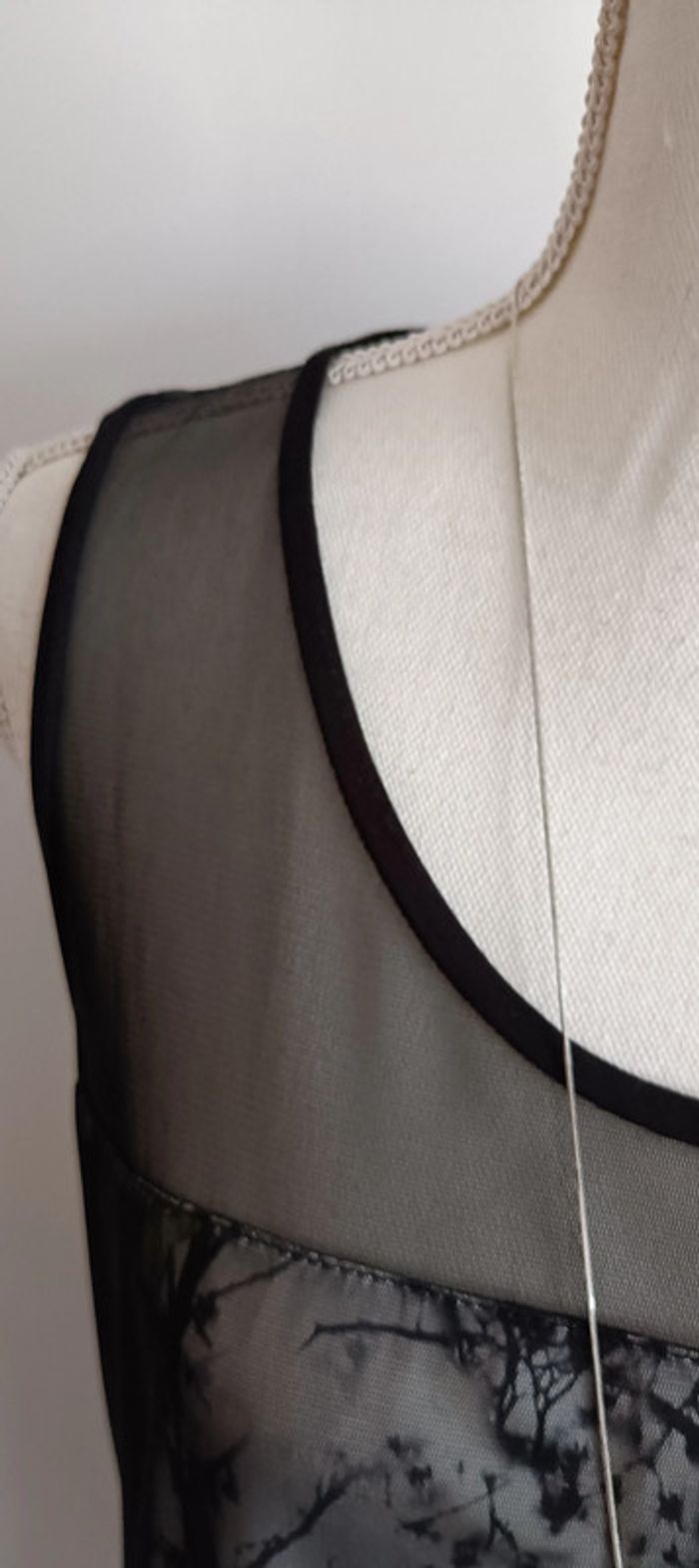 Jolie robe voile et imprimé fleuri - photo numéro 4