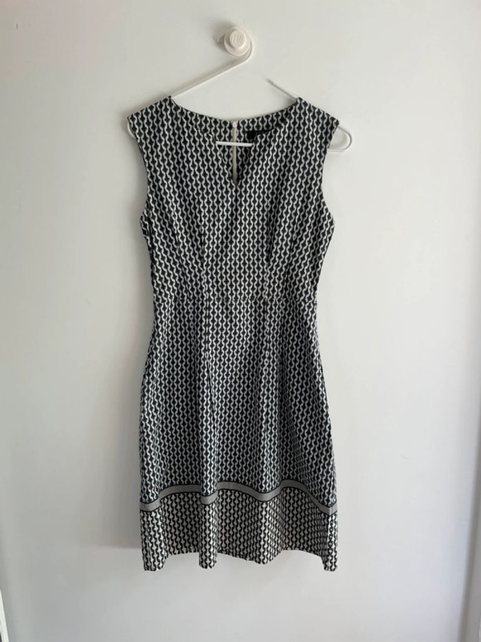 Robe sans manches imprimé géométrique 123