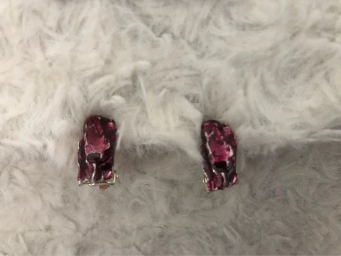 Boucles d’oreilles de créateur biche de bere « cassis » à clips NEUVES - photo numéro 7