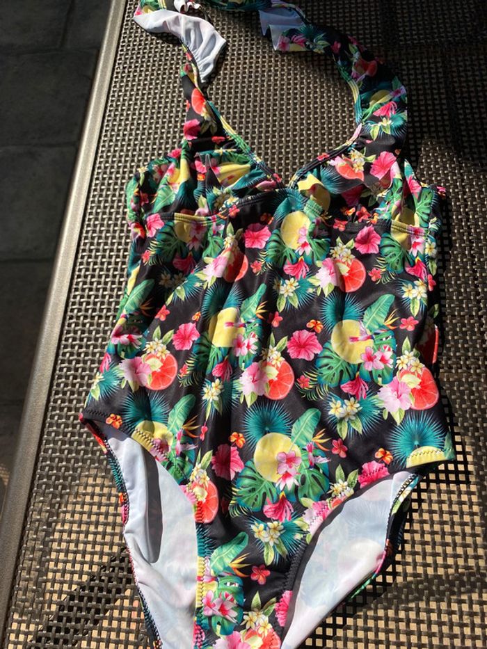 Magnifique Maillot de bain 🩱 une pièce Lola 40 - photo numéro 11