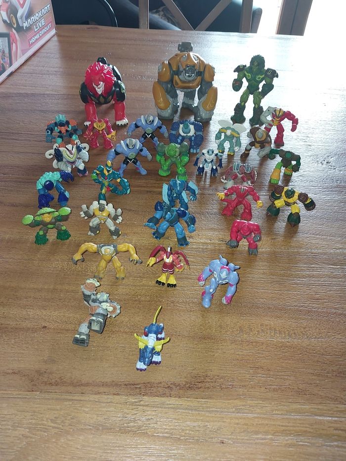 Lot de figurines Gormiti