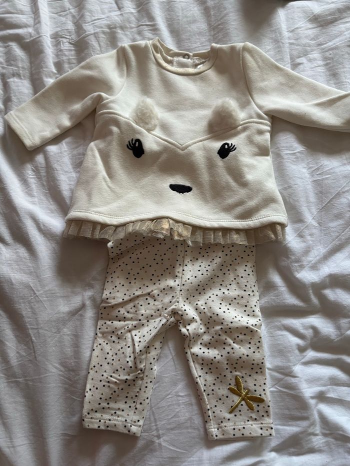 Lot vêtements bebe fille 6 mois (26 pièces) - photo numéro 3