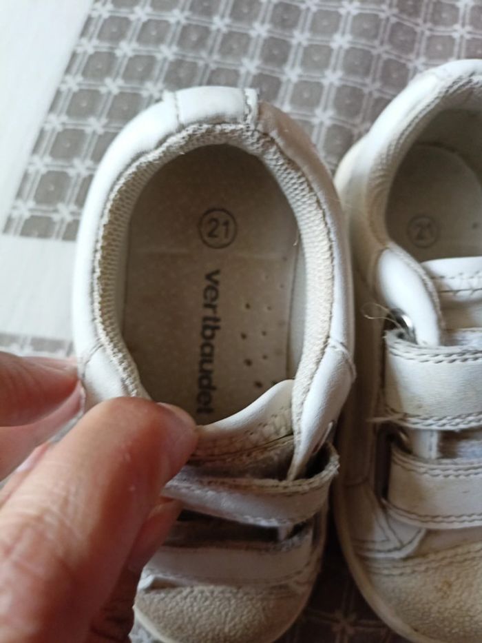 Chaussures taille 21 - photo numéro 3