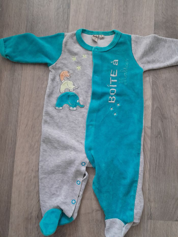 Pyjama bebe