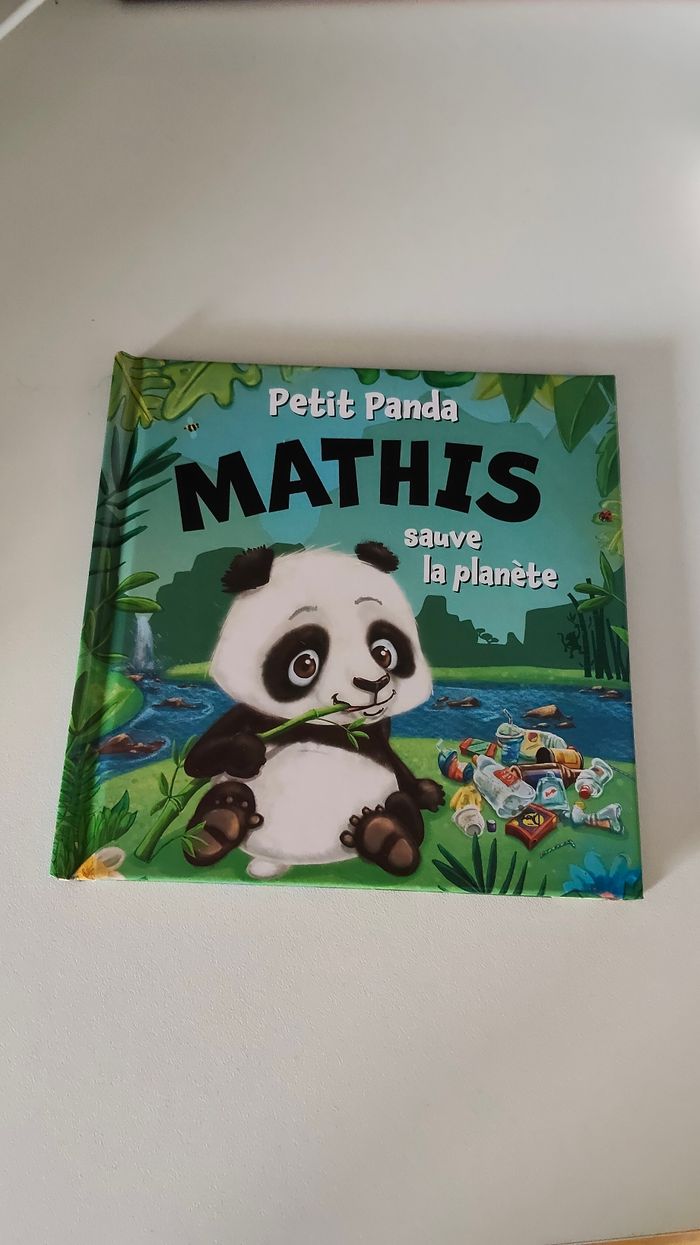 Livre petit panda Mathis sauve la planète