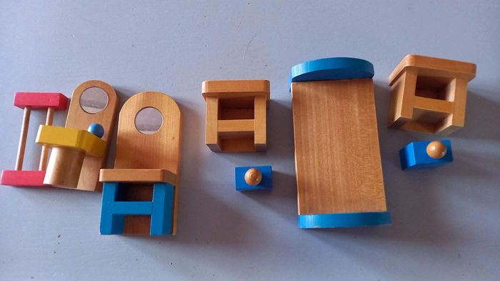 Jouets en bois la chambre. - photo numéro 4