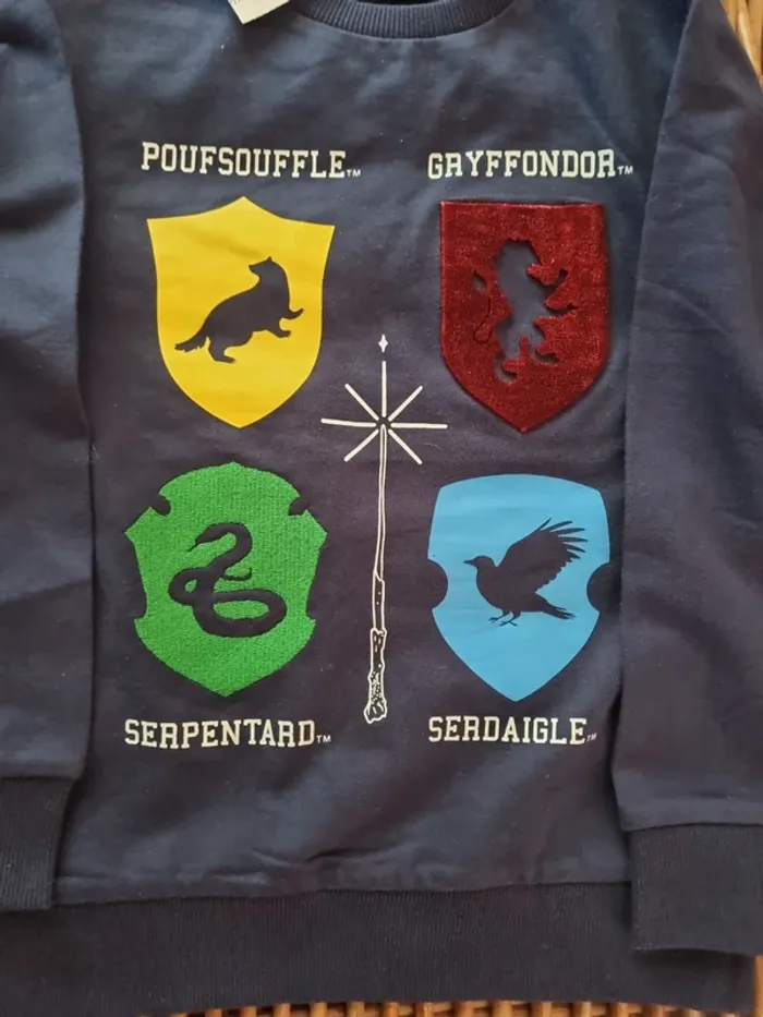 Pull harry potter neuf 6 ans - photo numéro 2