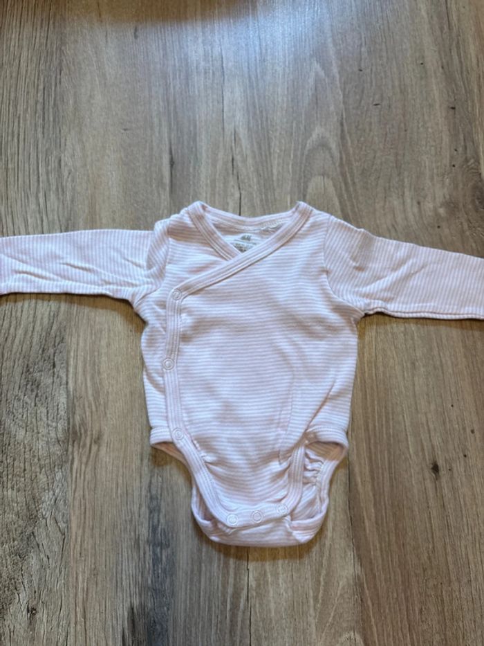Lot 3 bodies H&M 3 mois - photo numéro 2