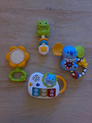 Lot jeux d’éveil VTEC