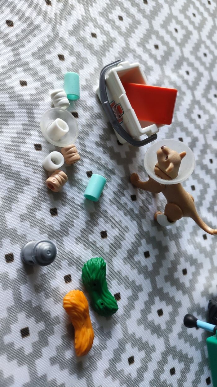 Vétérinaire avec véhicule tout terrain PLAYMOBIL complet sans boîte - photo numéro 5