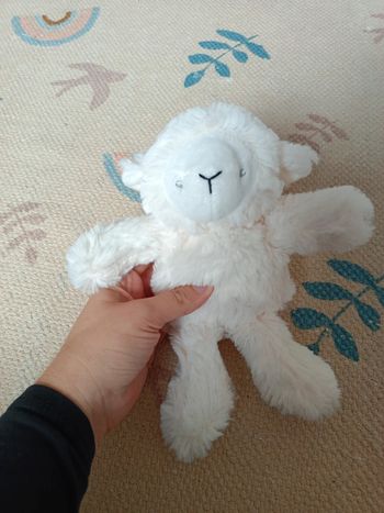 Doudou peluche mouton blanc