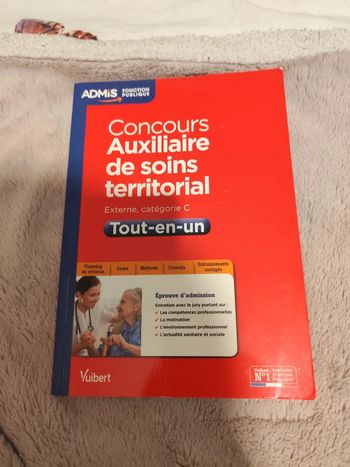 Livre auxiliaire de soins