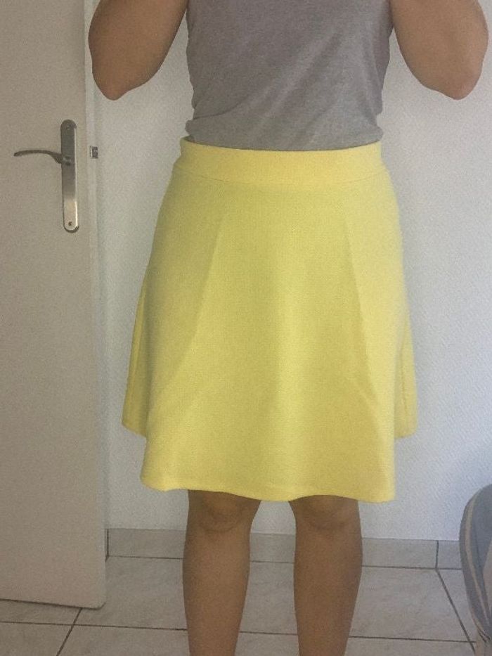 jupe patineuse jaune