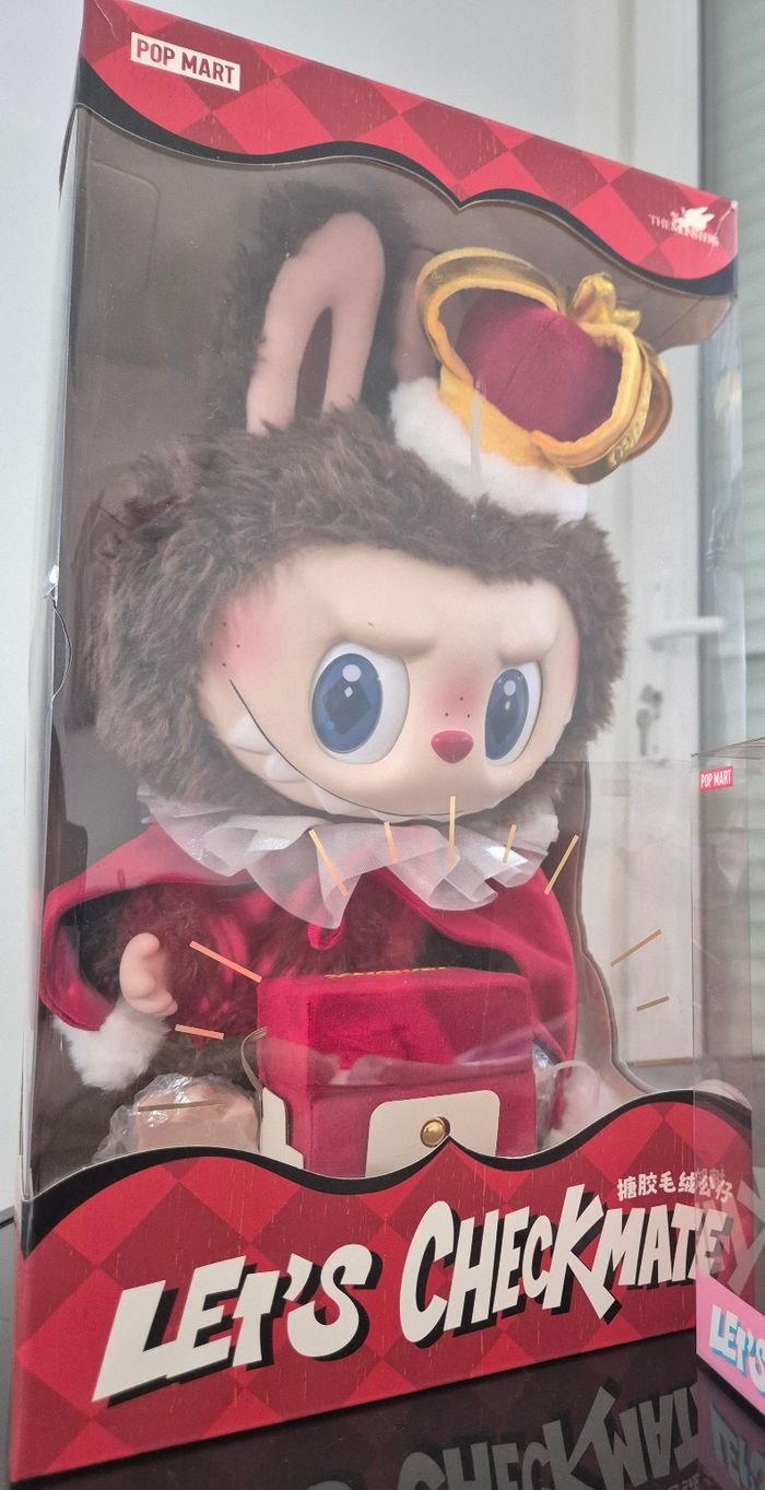 Let's checkmate king popmart - photo numéro 2