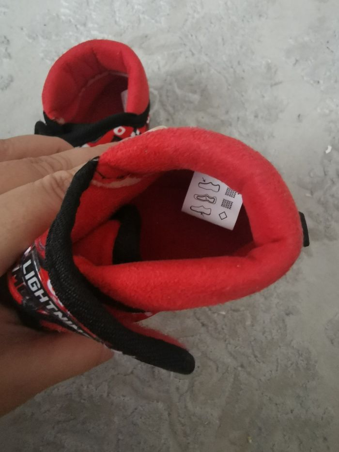 Chausson cars taille 23 neuve - photo numéro 2