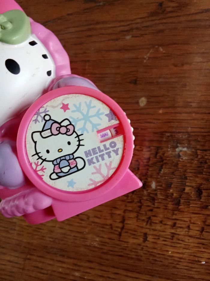 Hello Kitty calendrier - photo numéro 2