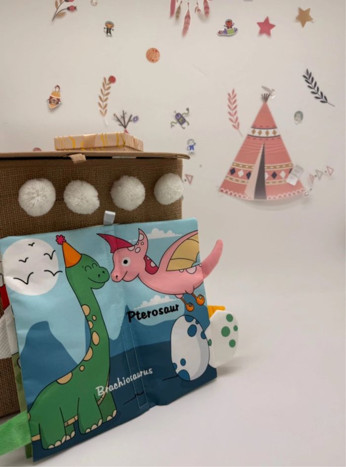 Livre d’éveil anglais bébé en tissu au choix | Jouet sensoriel 0-12 mois - photo numéro 3