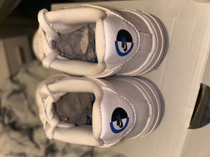 Air Force 1 enfant jamais porté - photo numéro 4