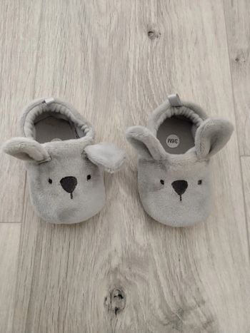 Chaussons naissance lapin gris