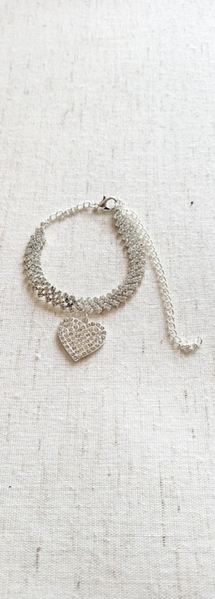 Bracelet de cheville strass coeur – Bijou brillant et féminin - photo numéro 2