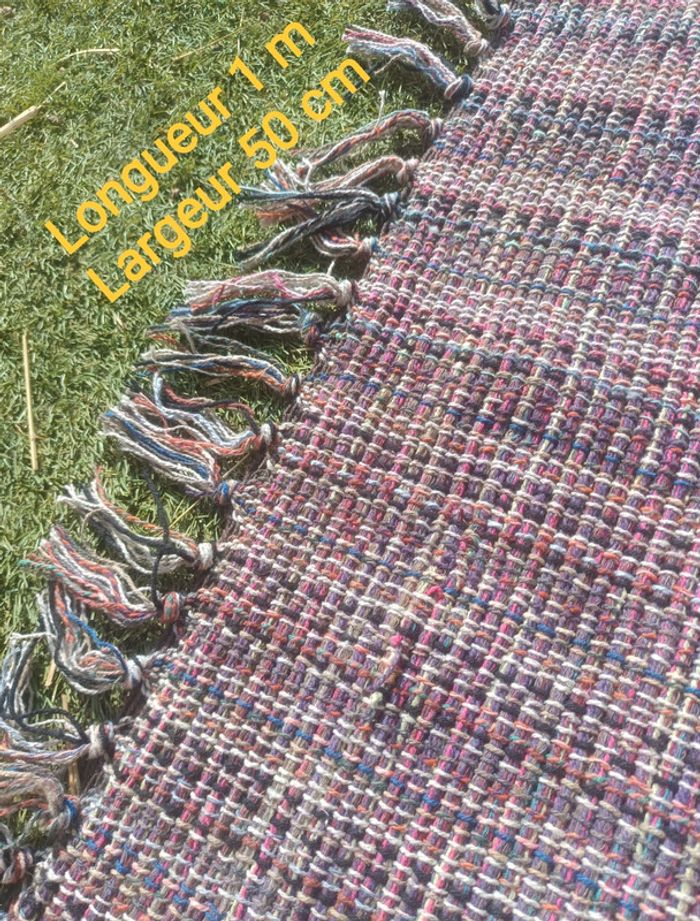 Tapis de sol neuf étiqueté, violet