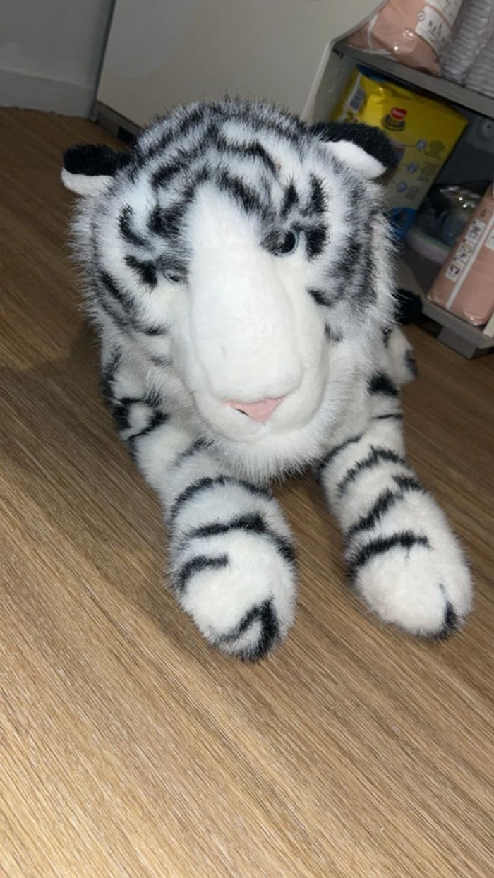 Peluche tigre moyenne