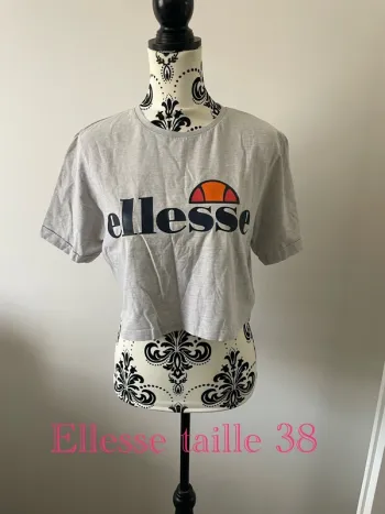 T-shirt Ellesse taille 38 gris crop top