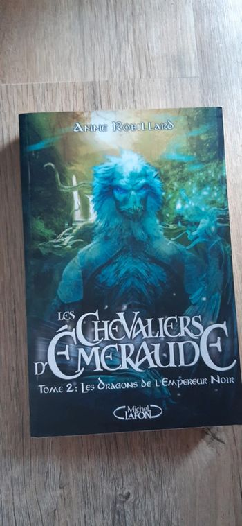 Livre Les Chevaliers Émeraude tome 2