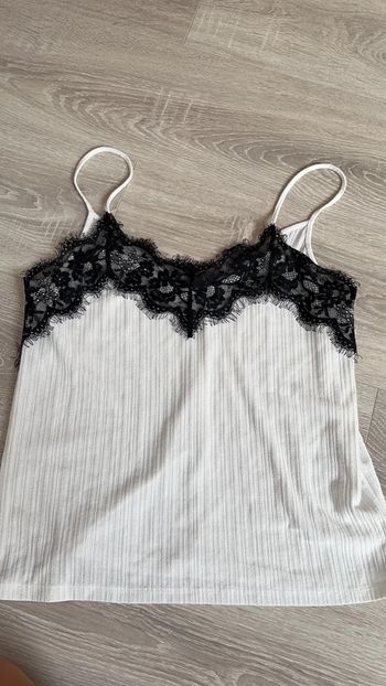 Caraco blanc dentelle noire