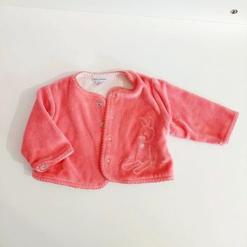 Gilet rose 1 mois