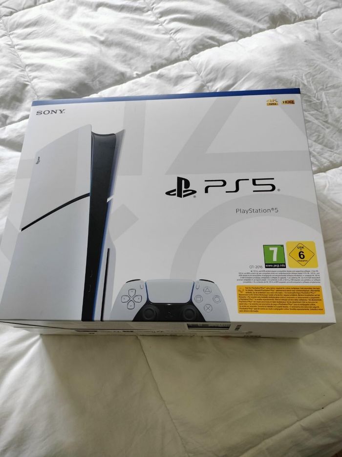 Sony PS5 Slim Édition Blu-Ray 1To Console - Blanc - photo numéro 3