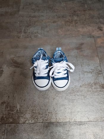 Chaussure bébé T 18