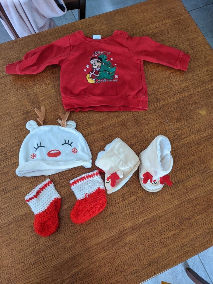 Lot noël 6 mois - photo numéro 2