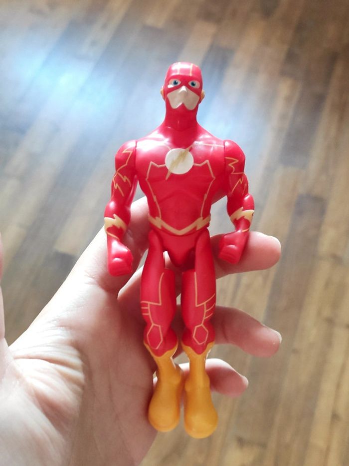 Figurine Flash - photo numéro 3